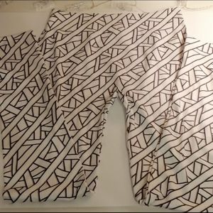 NEW White & Black Leggings - Women's